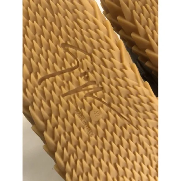 giuseppe zanotti BNIB textured sole suede lowtops - Picture 11 of 12